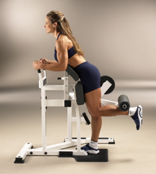 paramount-standing-leg-curl-10